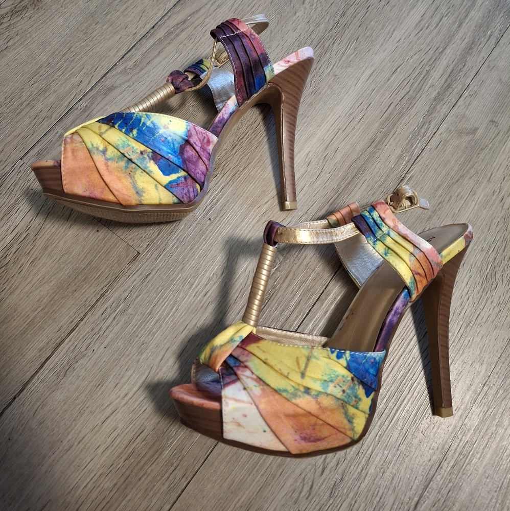 Apt 9 Heels